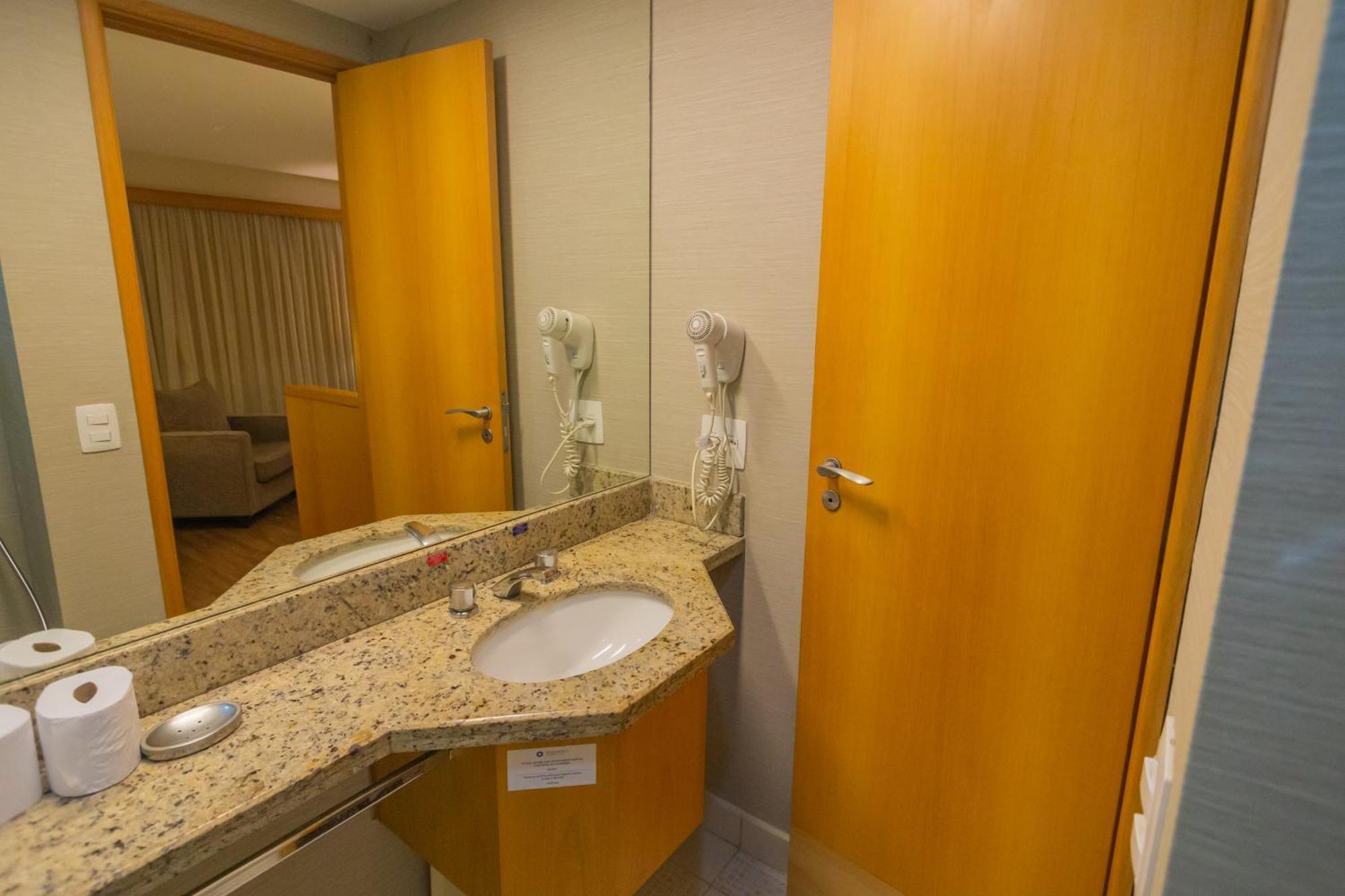 Flat Particular Dentro Do Hotel Executive Transamerica Faria Lima! San Paolo Esterno foto